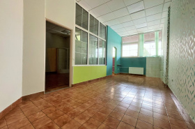 Business/office space for rent in Martin, Košúty