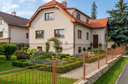 Rodinný dvojpodlažný dom na predaj, Stráne, Martin